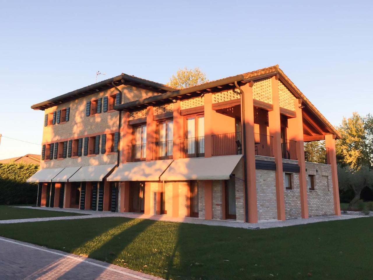 里耶卡威尼托 Crystal Luxury House酒店 外观 照片
