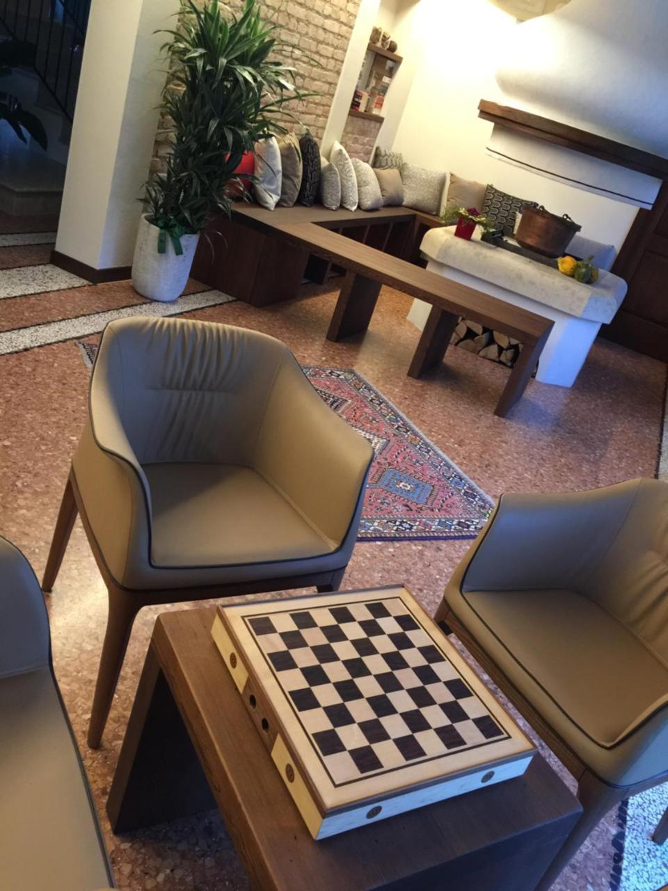 里耶卡威尼托 Crystal Luxury House酒店 外观 照片